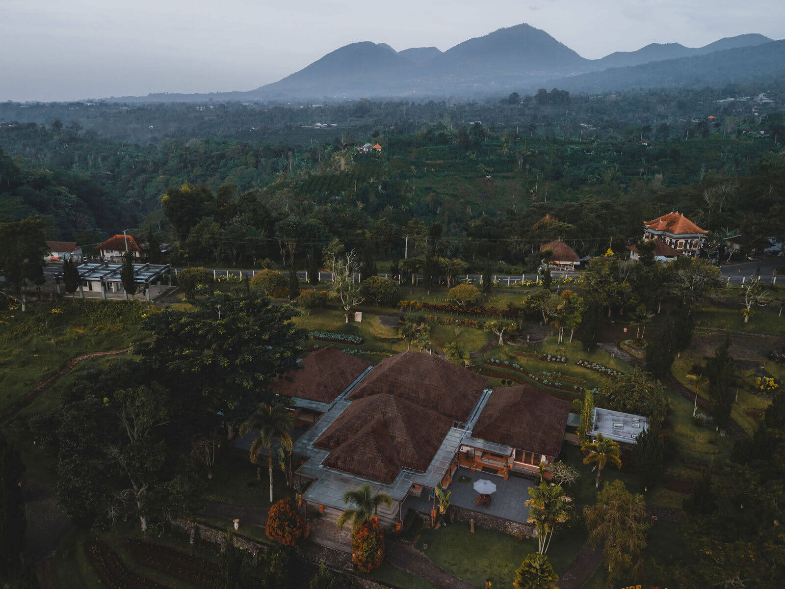 Training per insegnanti di meditazione a Bali, Pelaga