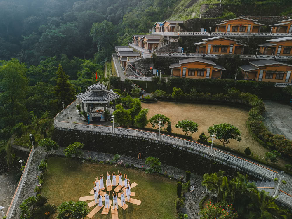 300 ORE A RISHIKESH CORSO DI FORMAZIONE INSEGNANTI DI YOGA – 28 nov. – 27 dic. 2026
