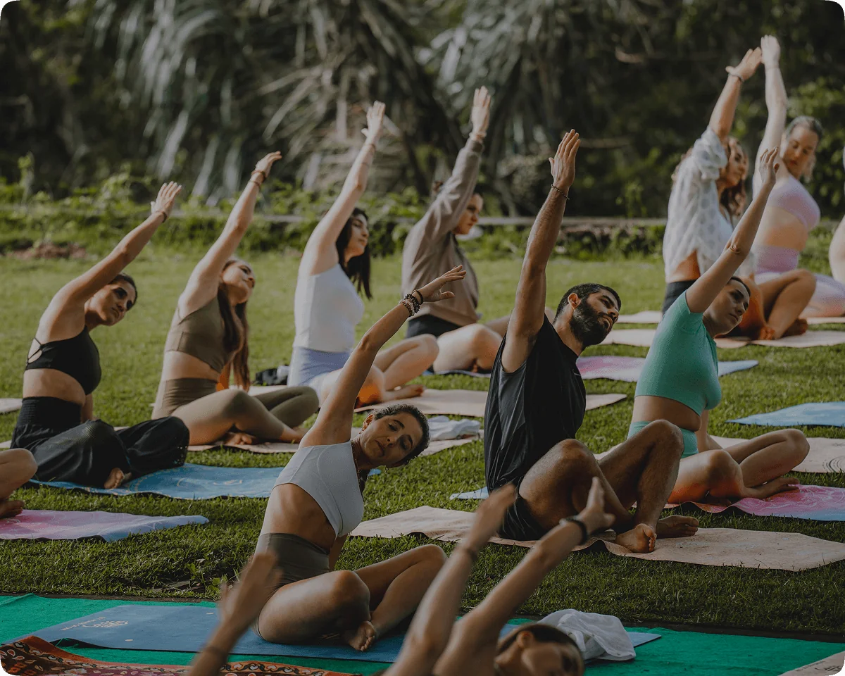 200 Ore/ 300 Ore Formazione Ibrida per Insegnanti di Yoga – 26 Lug - 4 Ago