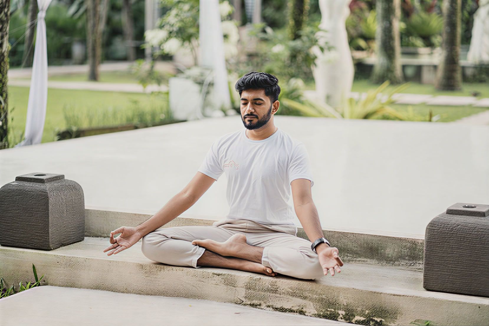 300 ore di formazione per insegnanti di Yoga – 24 ago. – 19 set. 2026