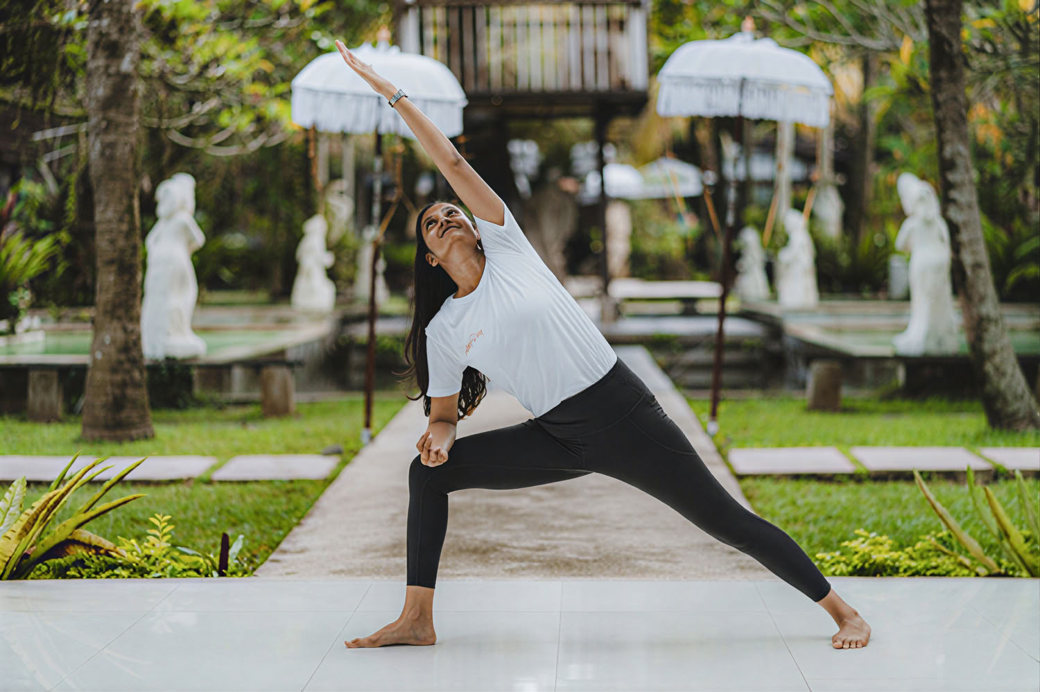 300 ore di formazione per insegnanti di Yoga – 24 ago. – 19 set. 2026