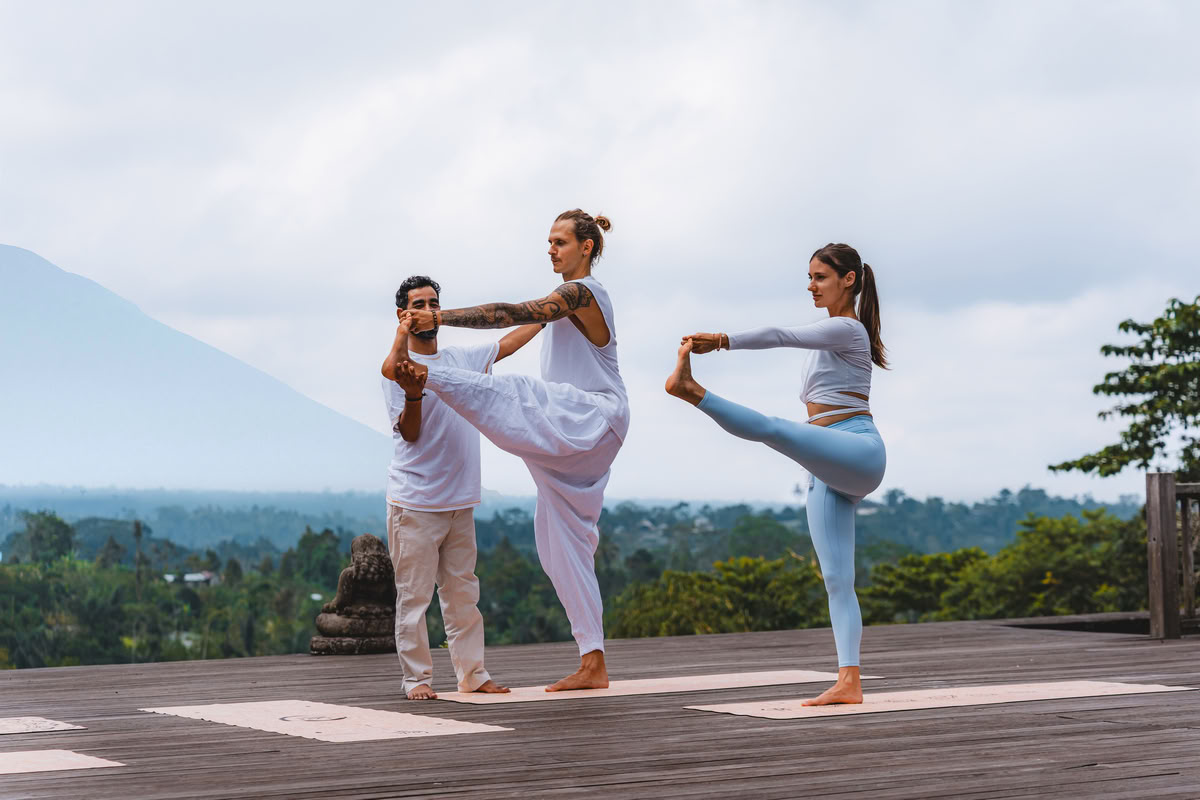 Formazione insegnanti di yoga di 300 ore – 26 ott. – 21 nov. 2026