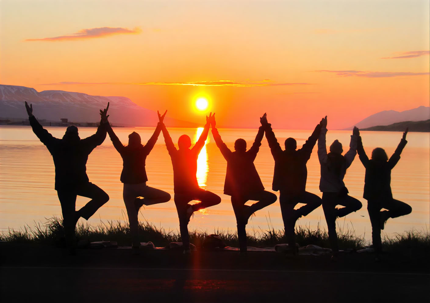 Yoga & Hike Ritiro del Sole di Mezzanotte in Islanda – Date 2026