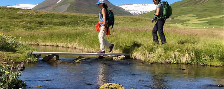 Yoga & Hike Ritiro del Sole di Mezzanotte in Islanda – Date 2026