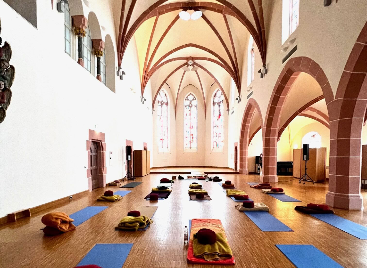 Corso di digiuno con escursioni e yoga