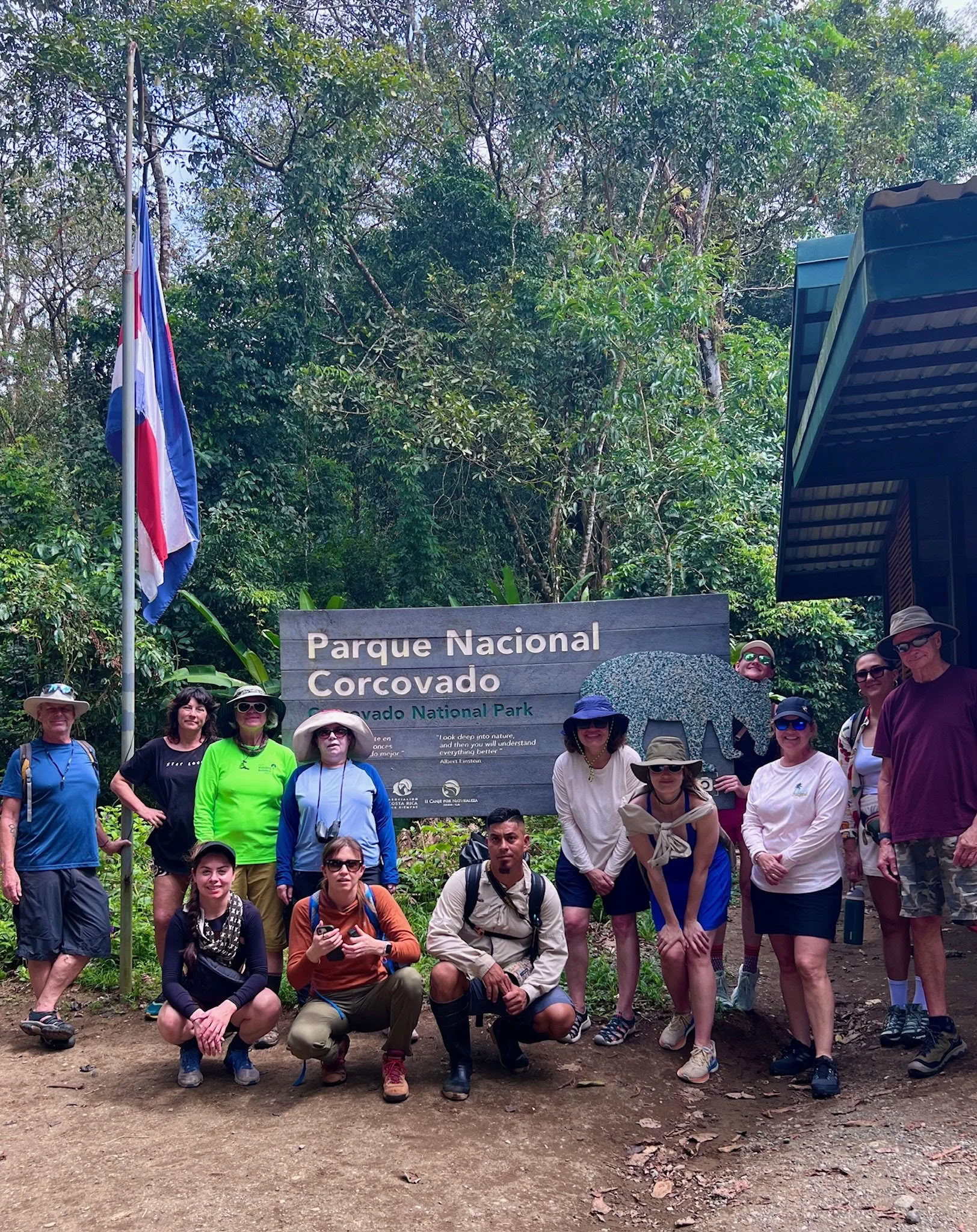 Scopri la Costa Rica con Lucy Cooke