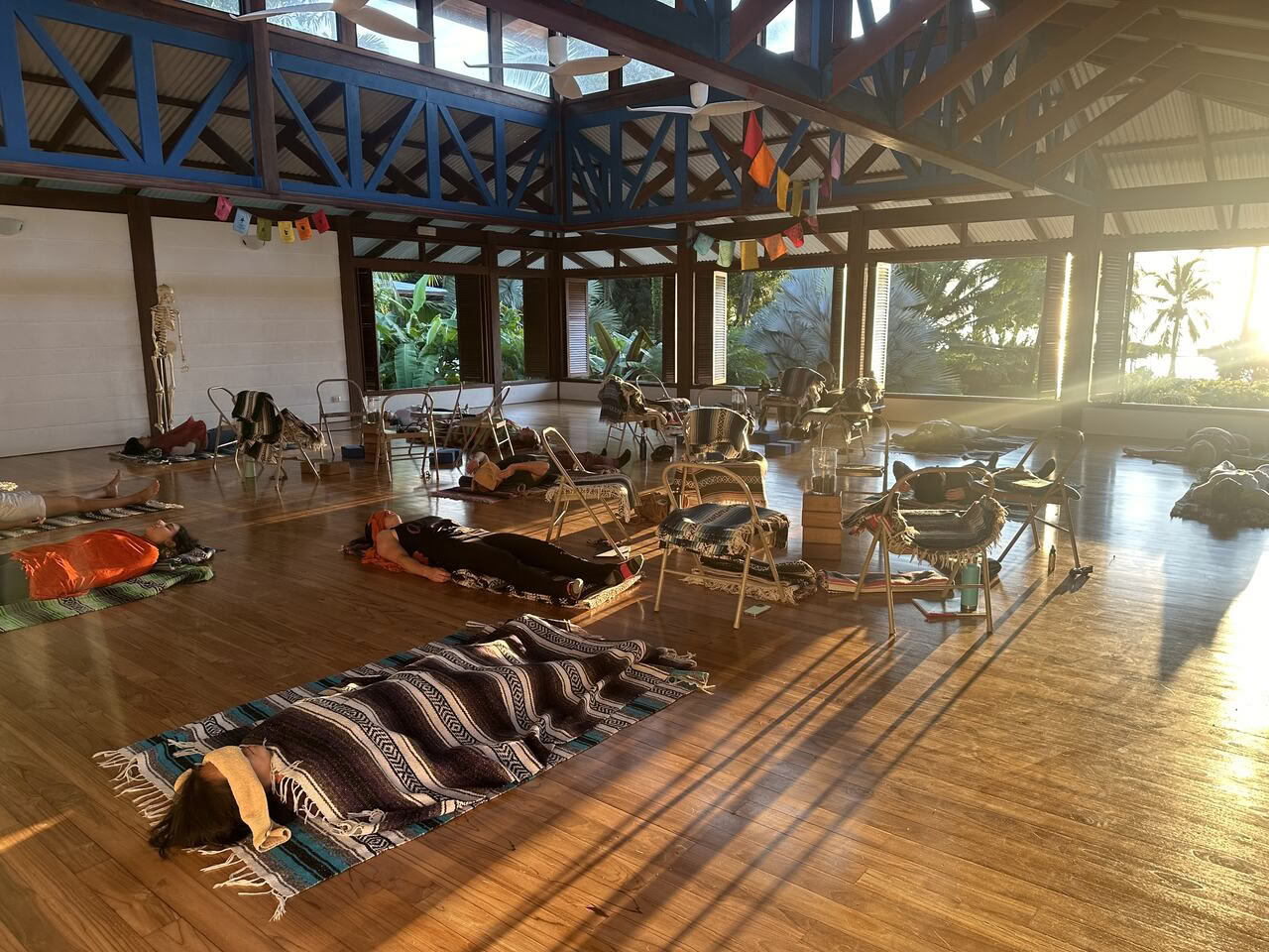 Yoga Ritiro per Burnout: Riconnettiti e Ricaricati al Blue Osa Costa Rica
