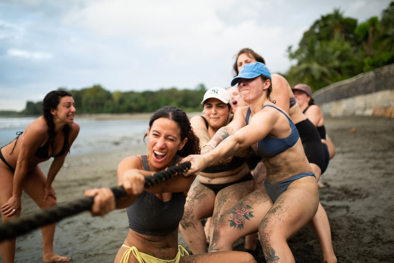 Salty Ritiri: Surf, Sweat e Flow in Costa Rica
