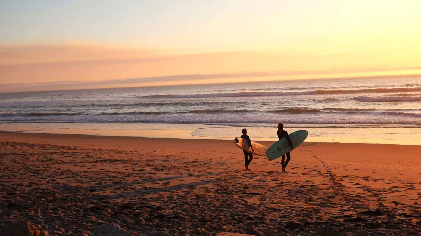 Ritiro di Yoga in Spiaggia e nella Giungla in Costa Rica 2027 con Leah
