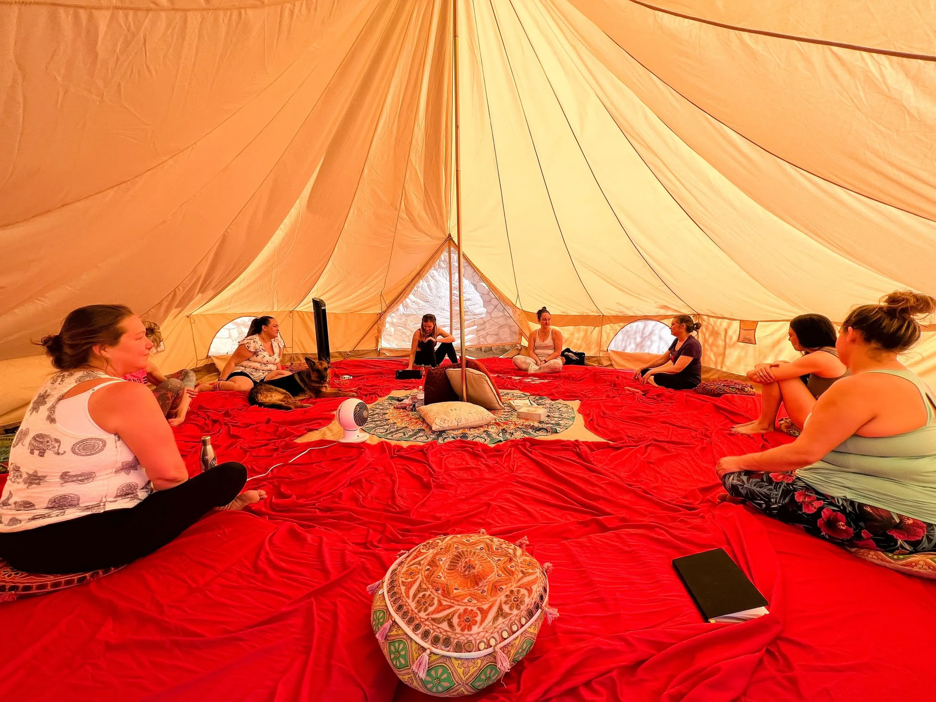 Sisterhood Sanctuary Ritiro