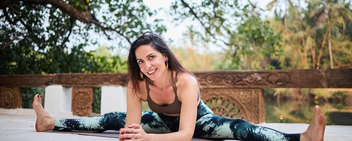 EMPOWERING YOGA Per "Every-body