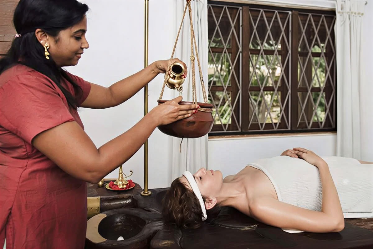 Organizzatore di cerimonia di matrimonio indù vedica a Rishikesh