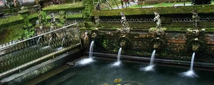 Melukat - Cerimonia di Purificazione Balinese
