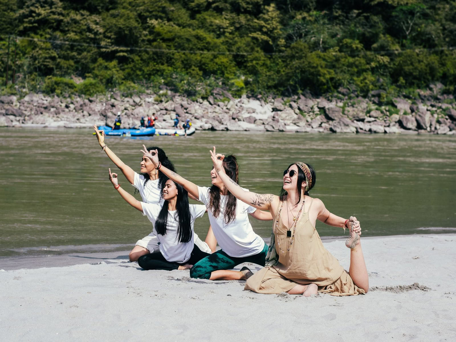 Formazione Insegnanti di Yoga di 200 ore Speciale a Rishikesh – 3 - 30 Ott 2026