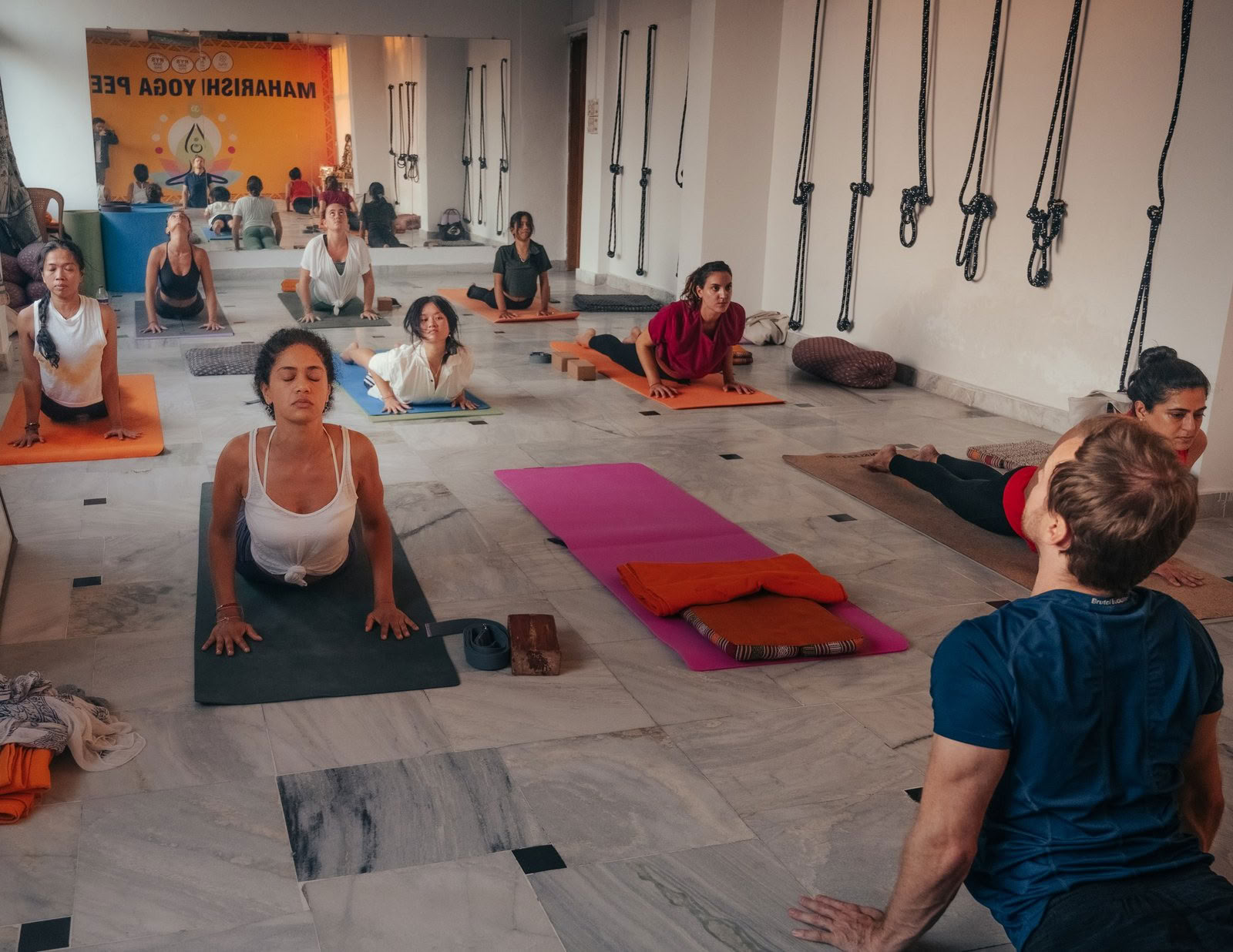 Formazione Insegnanti di Yoga di 200 ore Speciale a Rishikesh – 3 - 30 Apr 2027
