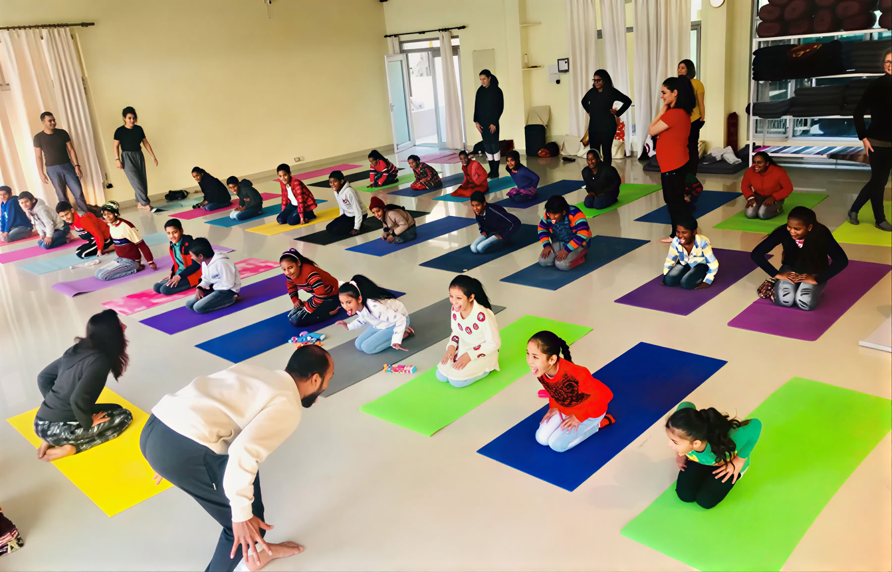 TTC di Yoga Prenatale di 85 Ore