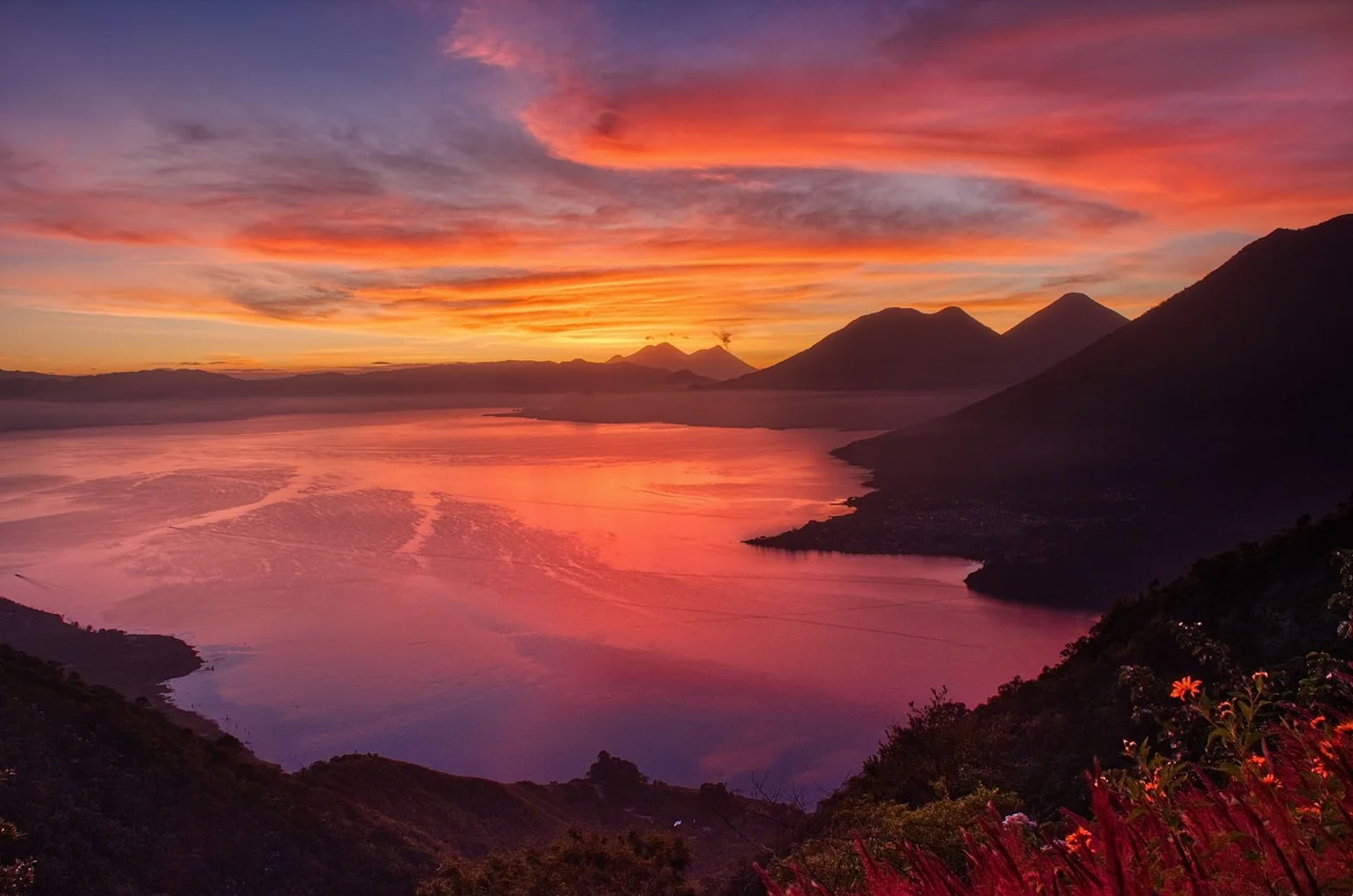 Ritiro di yoga di 6 giorni in Guatemala – 12-17 giugno 2027 con Michelle Fajkus