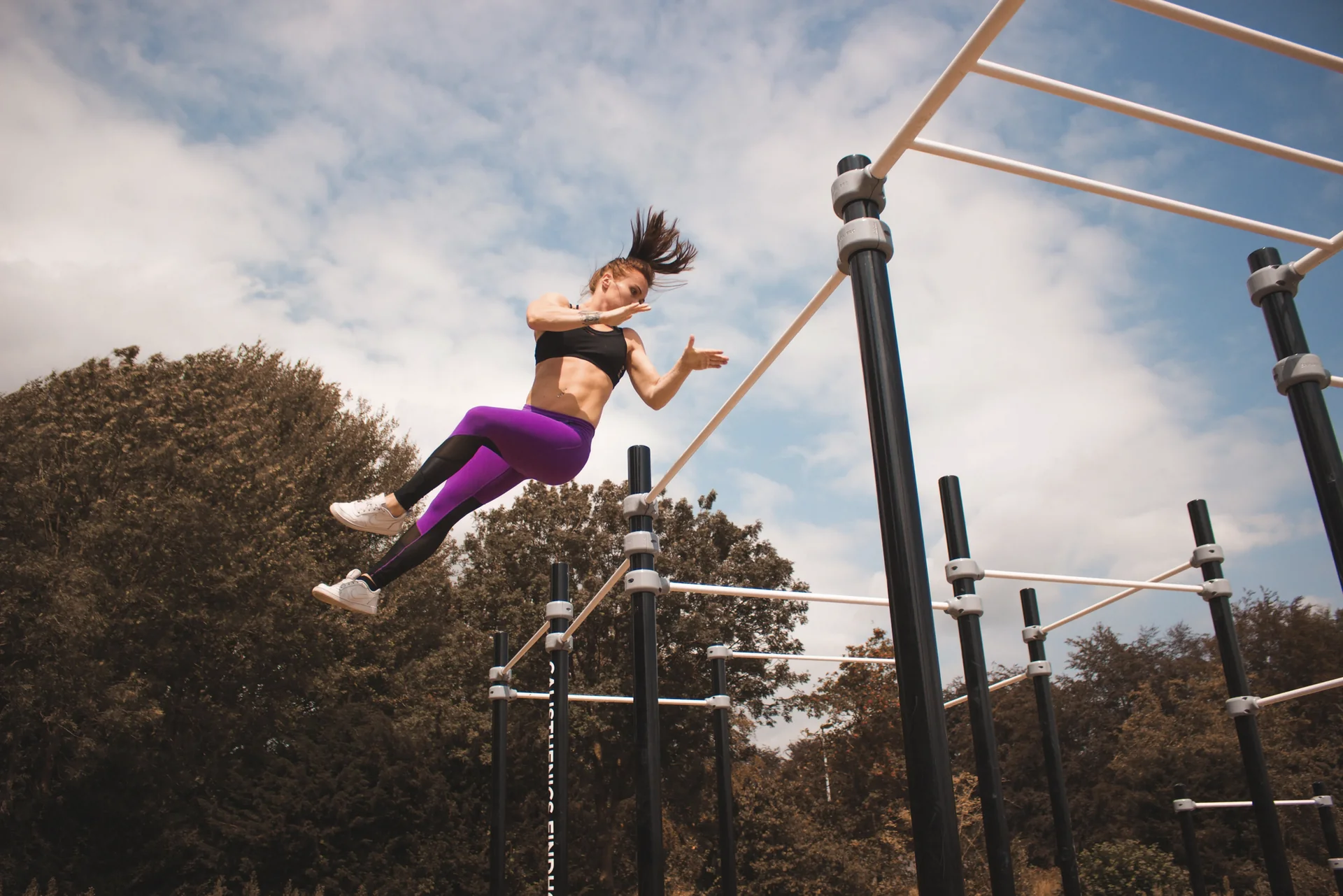 Campo Estivo di Aerial Yoga