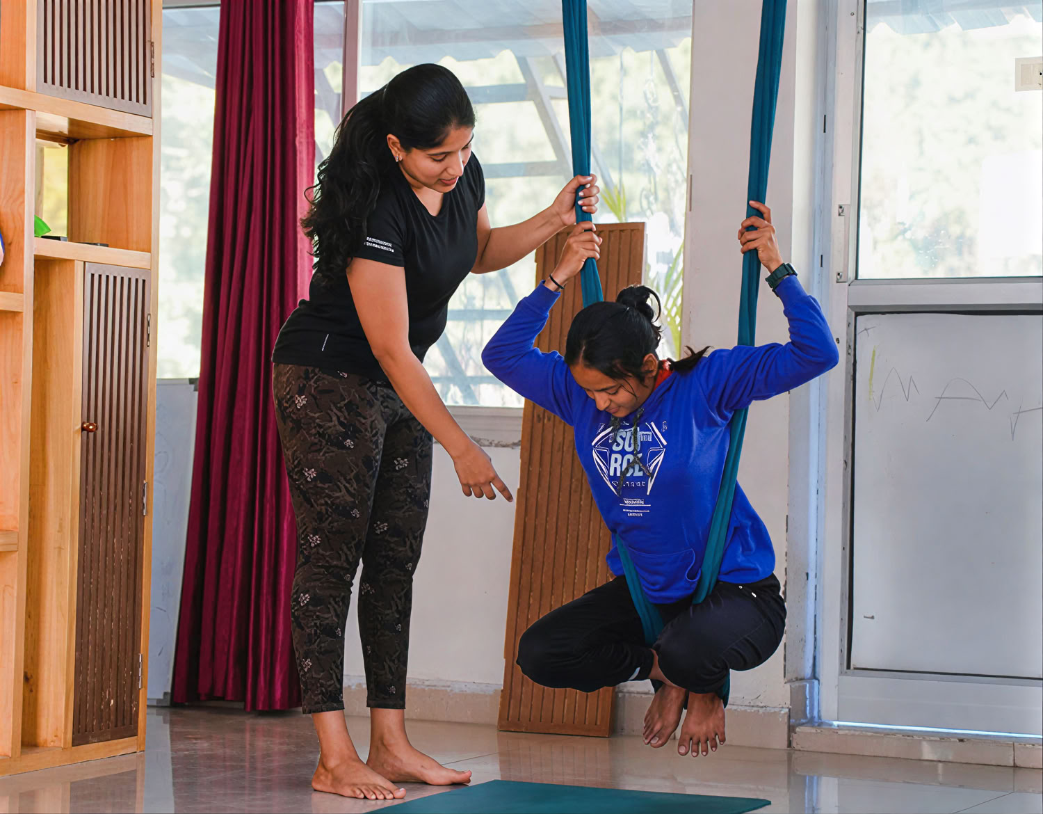 Aerial Yoga TTC a Rishikesh