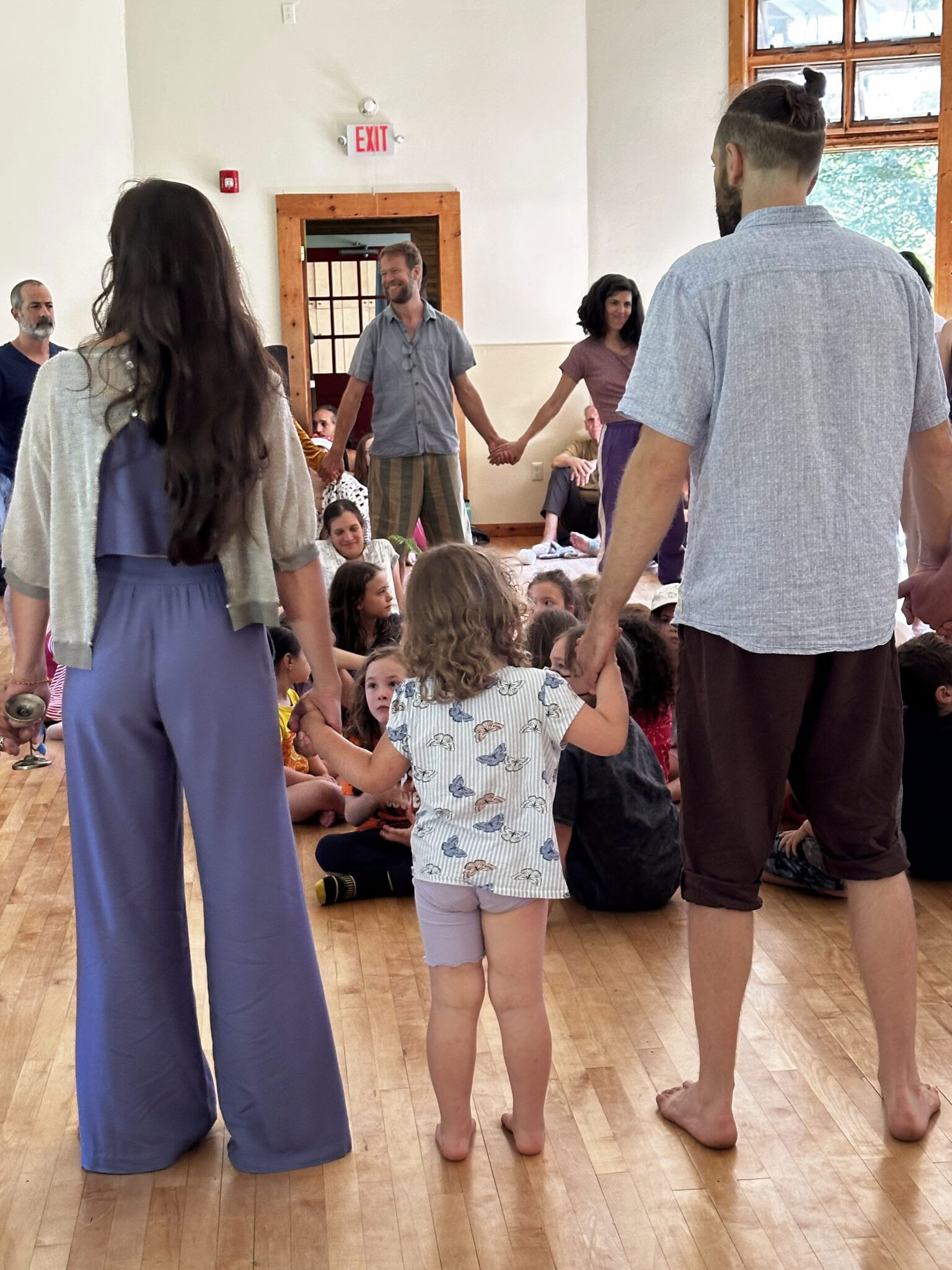 Workshop di co-creazione di comunità trasformazionali con Hannah Hirsh, Jonah Ratza e Nina Chausow