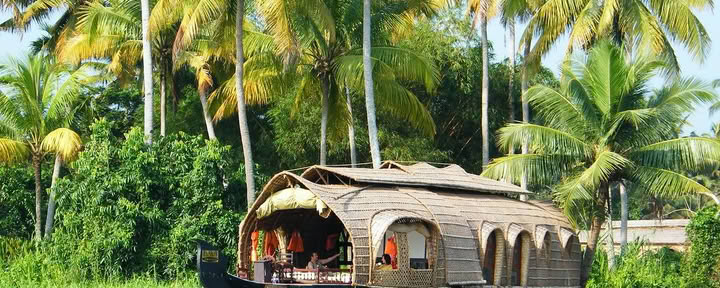 Kerela, India Ritiro Yoga
