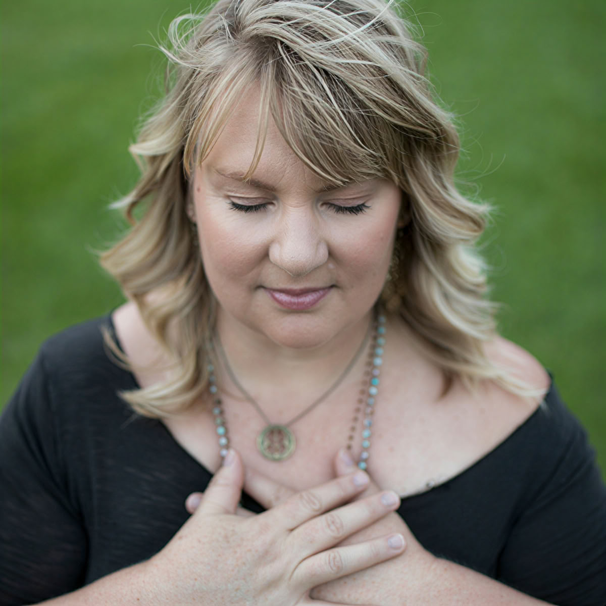 Turning Inward: Un ritiro di yoga autunnale