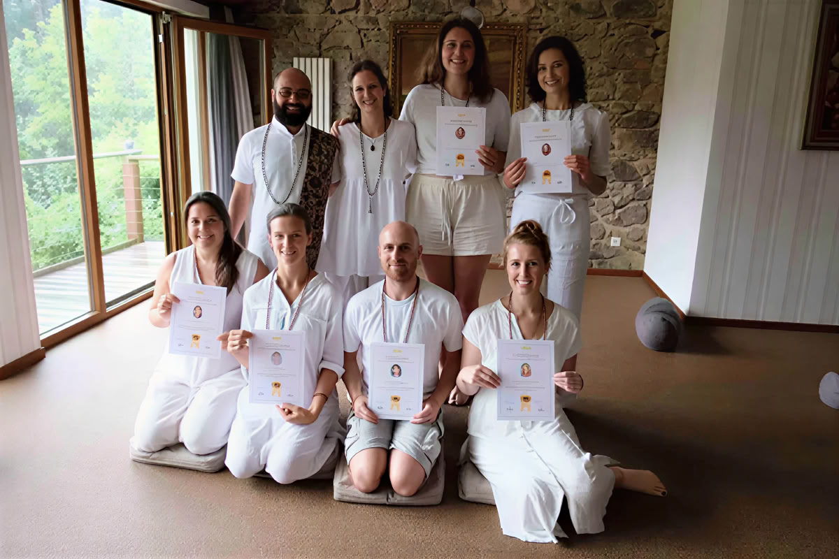 200 ore di formazione insegnanti di Yoga Vancouver Canada