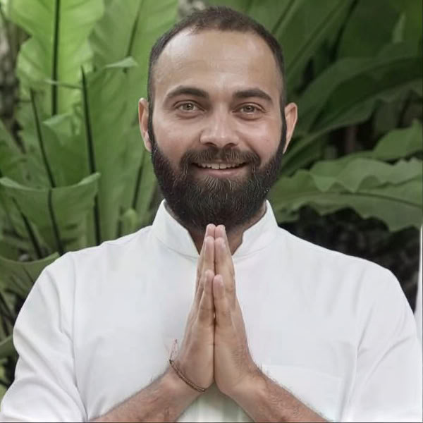 Ritiro di Yoga di 6 Giorni a Heimbach, Eifel — Maggio 2026