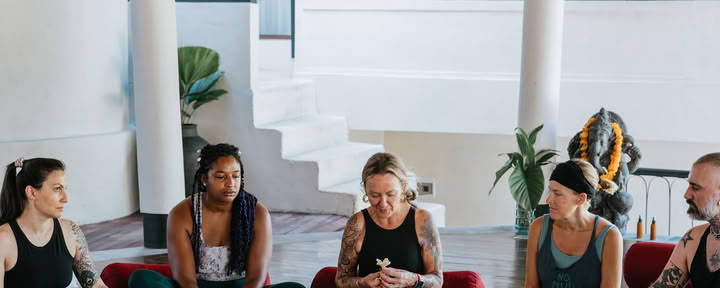 Formazione insegnanti di yoga di 20 ore