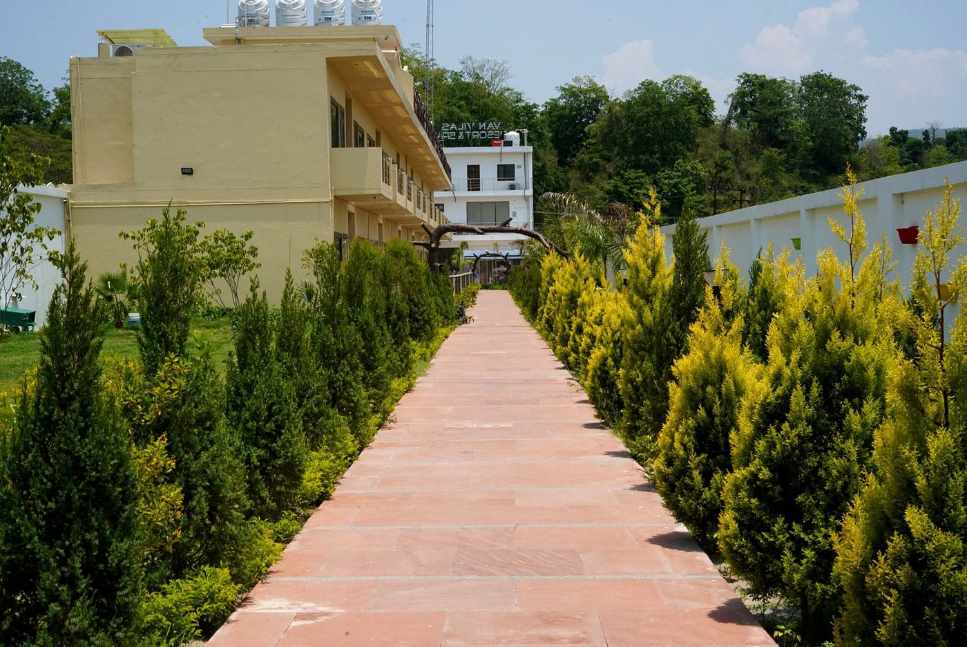 Ritiro Benessere per Anziani a Rishikesh, India