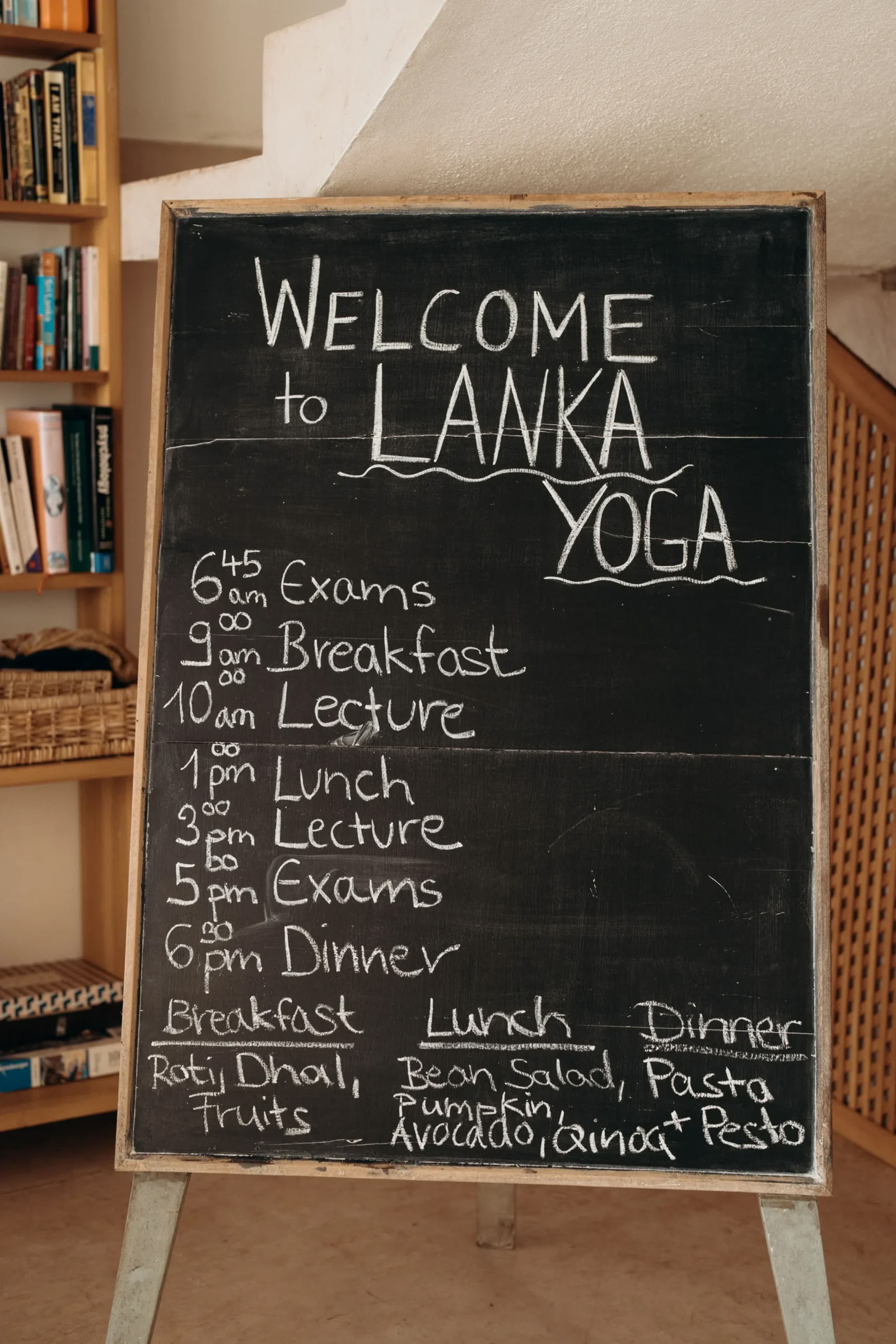 Synergy Vinyasa Yoga Ritiro at Lanka Yoga