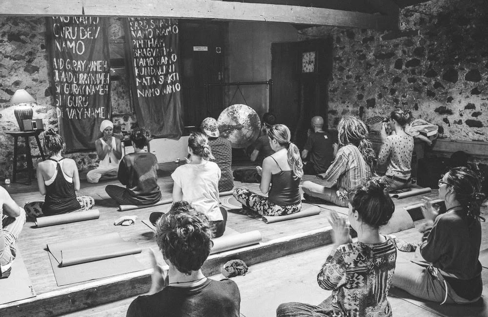 EXPLORING MIND & MEDITATION - Workshop di Kundalini Yoga