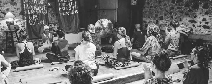 EXPLORING MIND & MEDITATION - Workshop di Kundalini Yoga