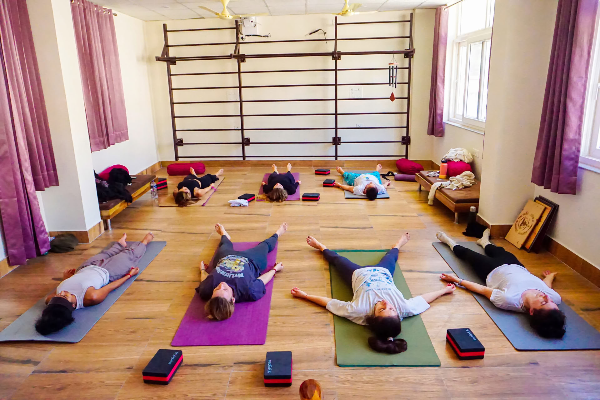 Corso di formazione certificata per insegnanti di yoga di 200 ore a Rishikesh