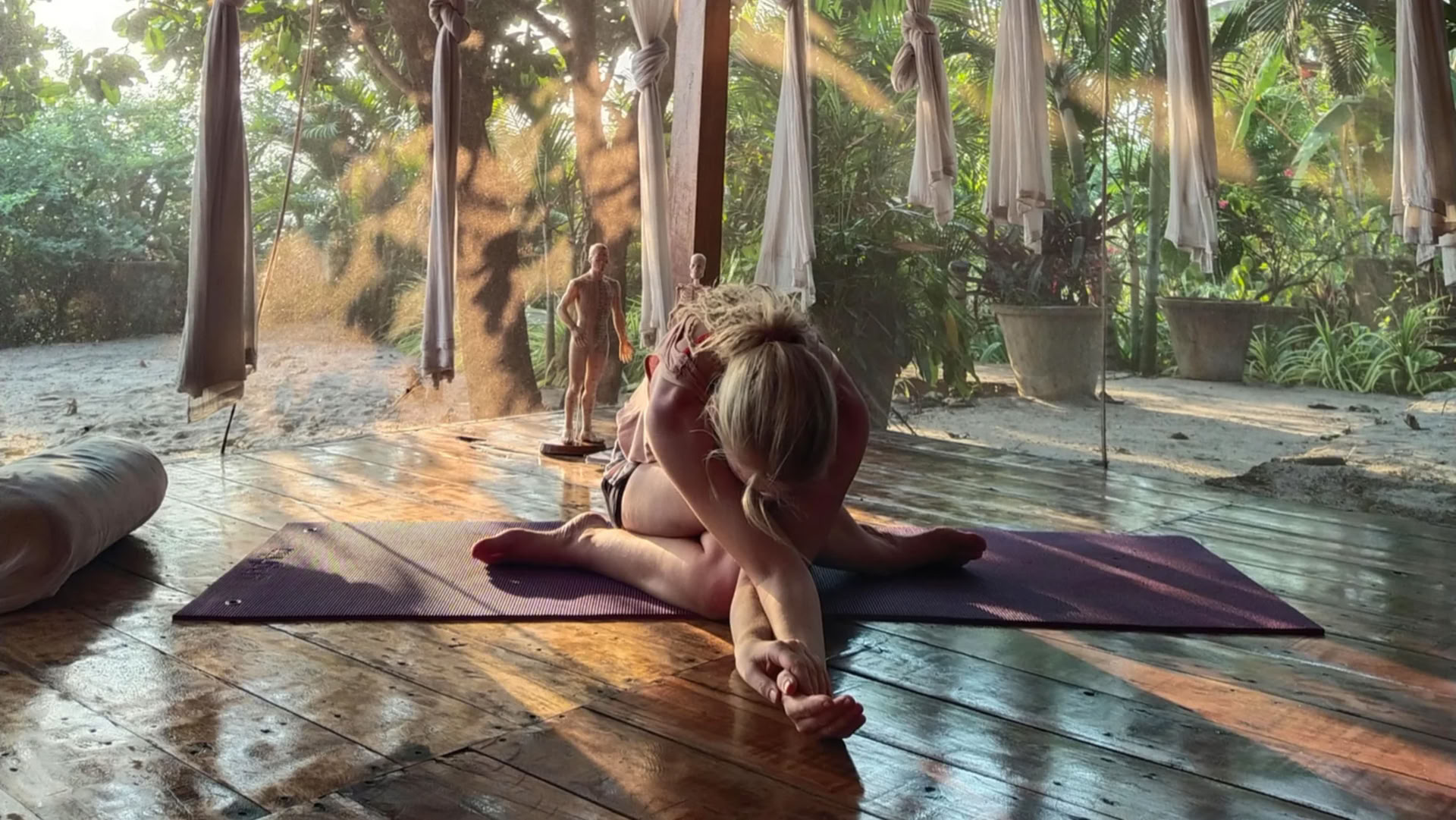 Formazione Insegnanti di Yin Yoga & Guarigione con il Suono