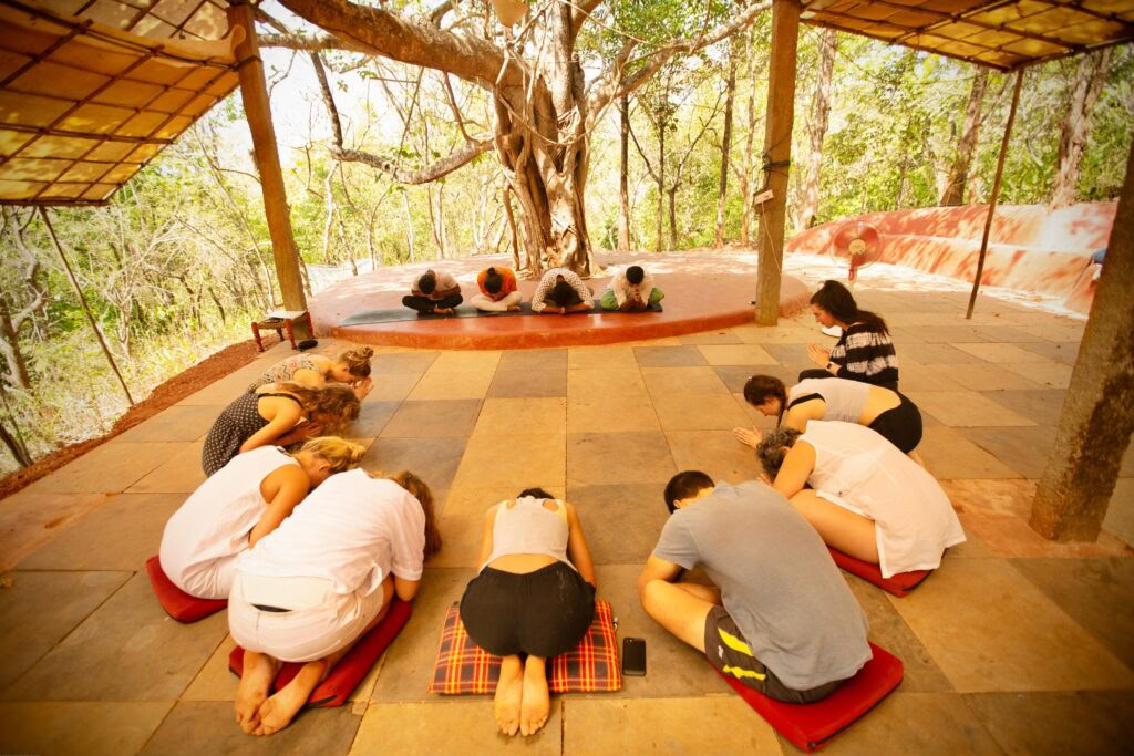 200 Ore di Formazione per Insegnanti di Yoga a Goa