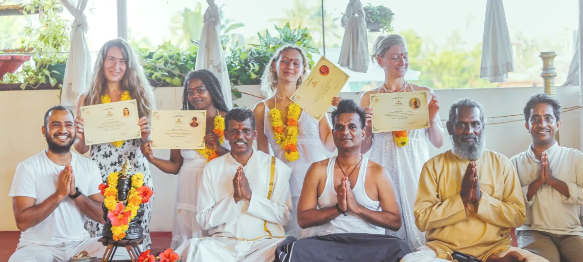 Corso di formazione insegnanti di yoga di 200 ore (TTC)