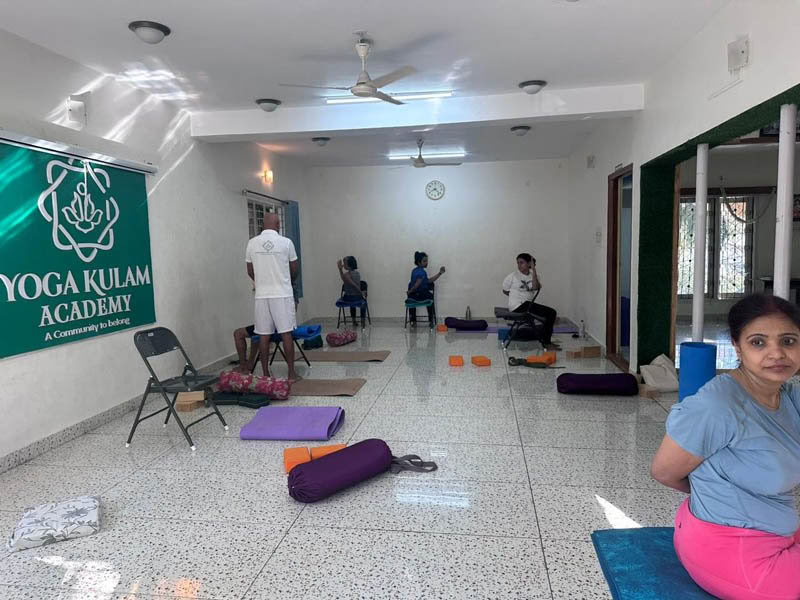 TTC di Yoga di 200 Ore nel Weekend a Bengaluru