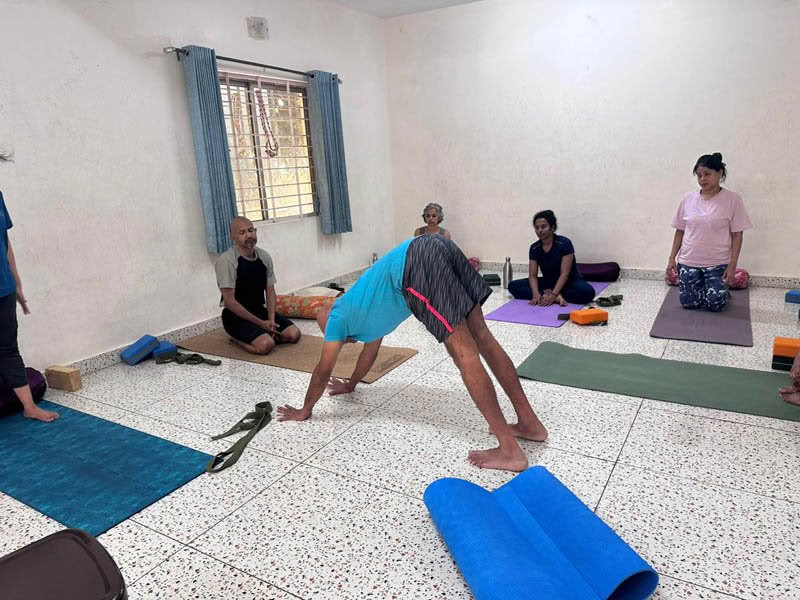 TTC di Yoga di 200 Ore nel Weekend a Bengaluru