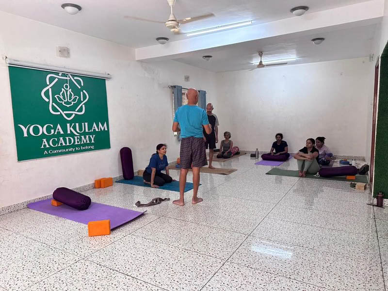 TTC di Yoga di 200 Ore nel Weekend a Bengaluru