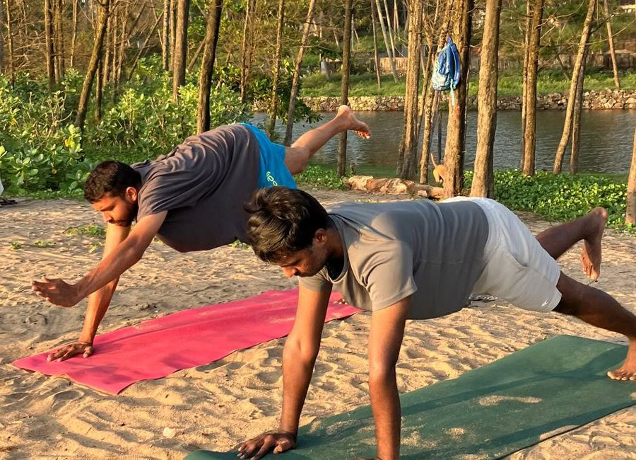Corso di formazione insegnanti di yoga di 100 ore in Kerala