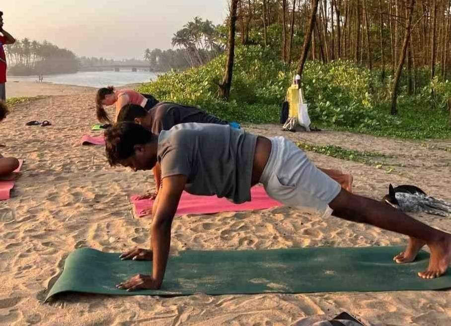 Corso di formazione per insegnanti di yoga di 500 ore in Kerala