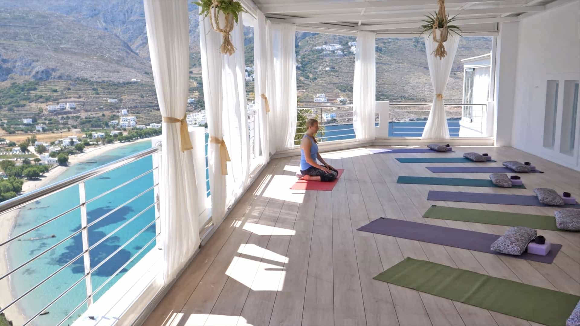 Serenity by the Sea: Trova il tuo flow — edizione isola.