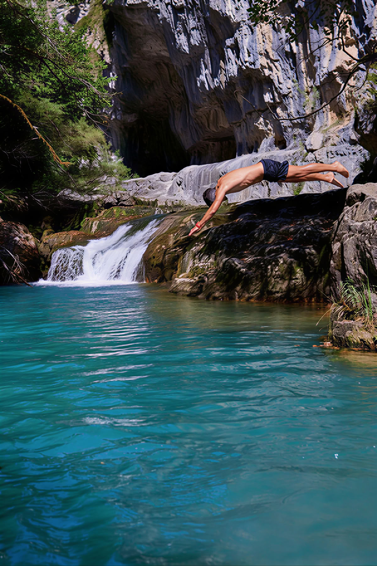 Dancing nature: Movimento, Yoga, Arte e Ritiro di Escursionismo