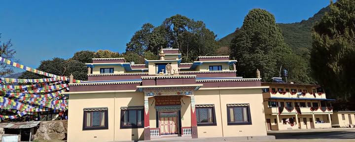 Seven Days Trekking, Meditazione e Yoga nel Monastero Buddhista Ritiro