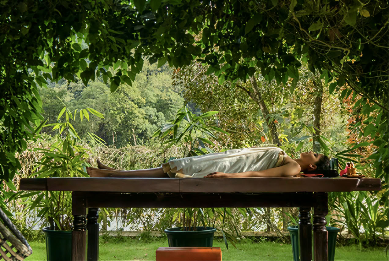Ritiro spirituale di 12 giorni in India: Yoga a Rishikesh, Ayurveda in Kerala e tour del Taj Mahal