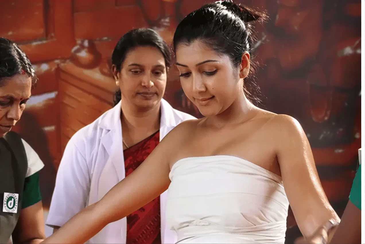 6 Notti / 7 Giorni Ritiro Olistico di Benessere Ayurvedico per Donne in Kerala di Dhathri Ayurveda