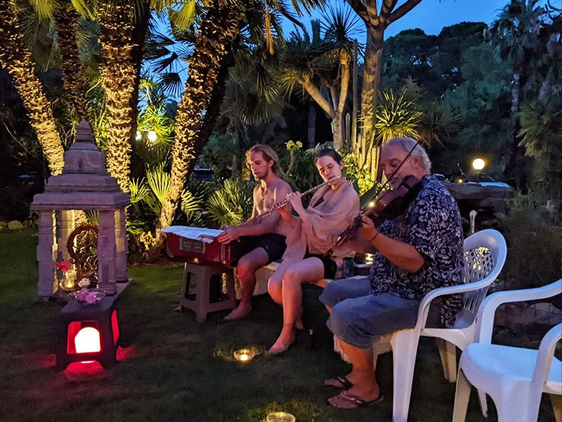 Satsang pubblico live