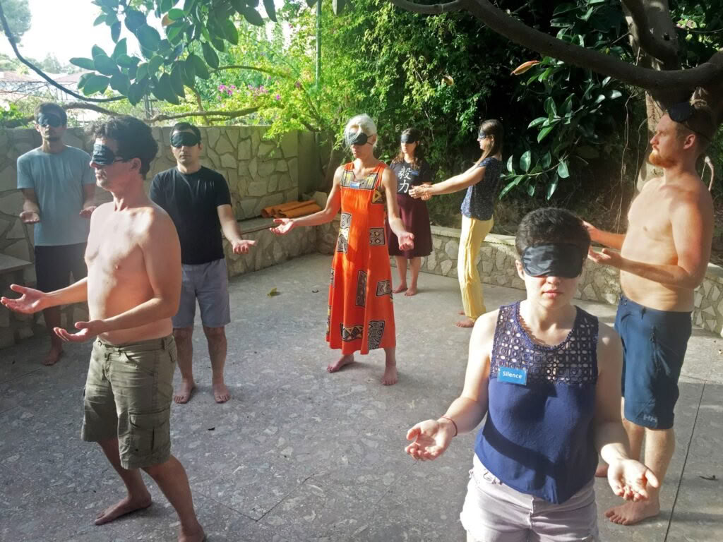 Sabato mattina: Ritmo e tamburi con Kiran