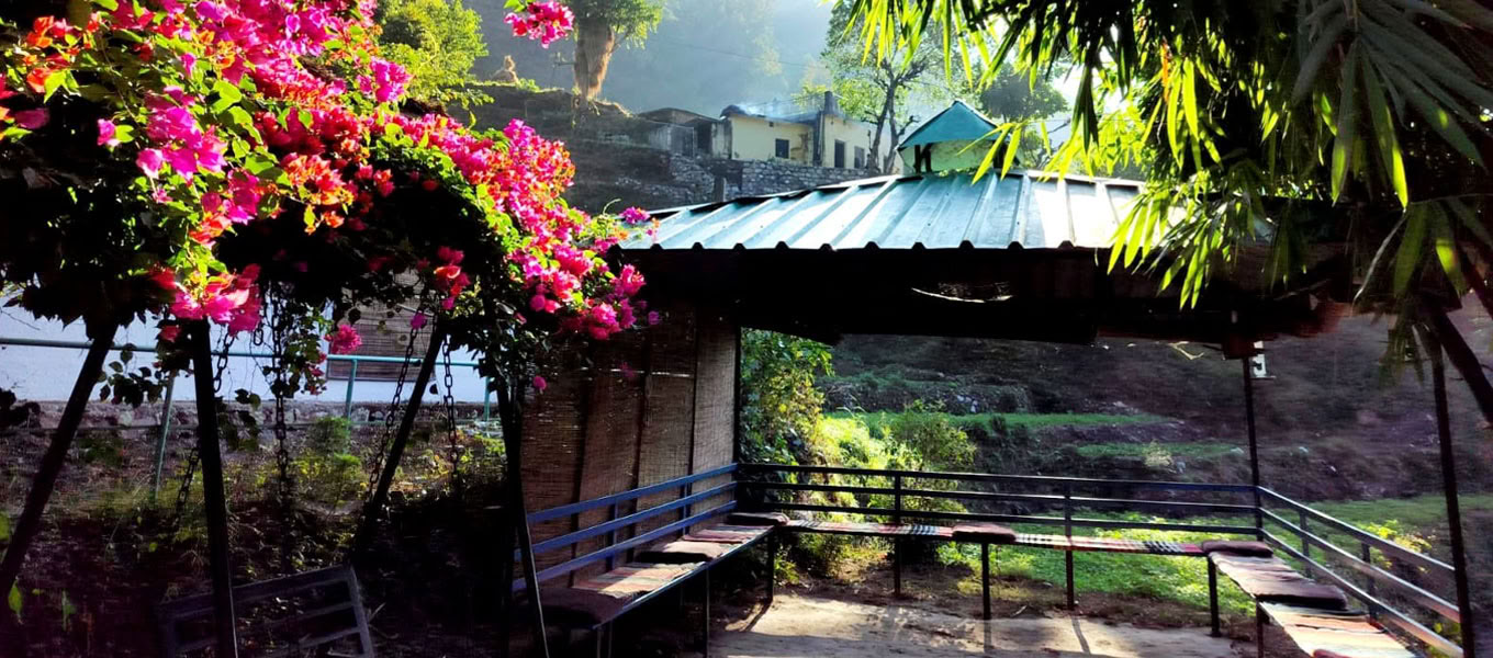 100 Ore di Formazione Insegnanti di Yoga a Rishikesh